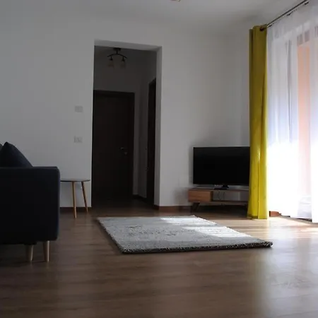 Buna Ziua Apartament 아파트